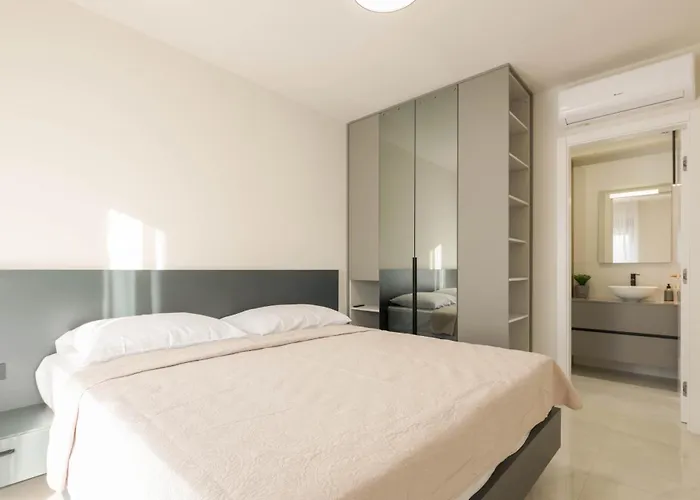 Panoramica W Balcony And Swimming Pool Апартаменты